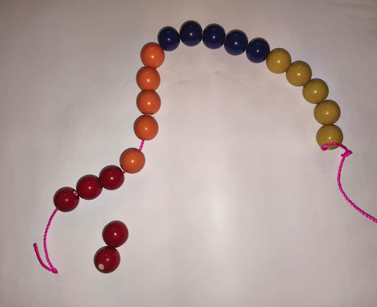 Cn/Wooden Bead chain color 20 Beads