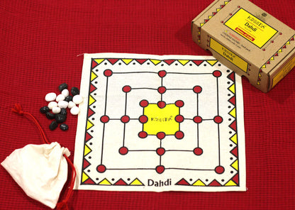 Kr/Dahdi (In a line), Nine Men’s Morris, Nav Kakri, Muhle