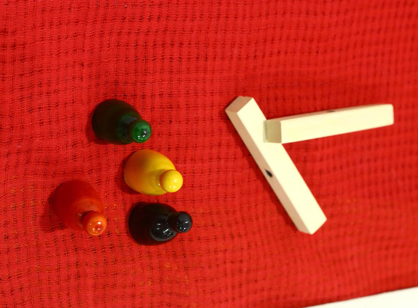 Kr/Parama Pada Sopanam Traditionally played Snakes and Ladder Game