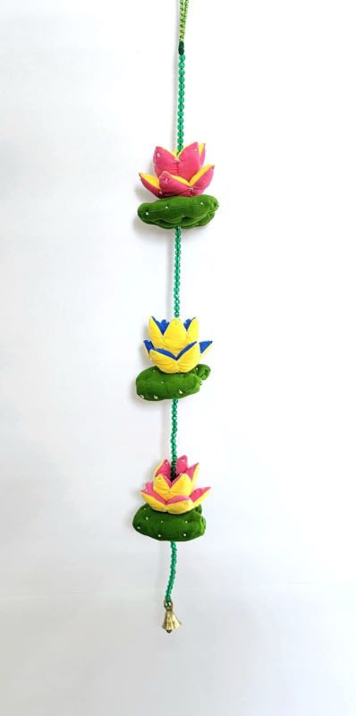 Ss/Lotus Hanging w bell Mobile