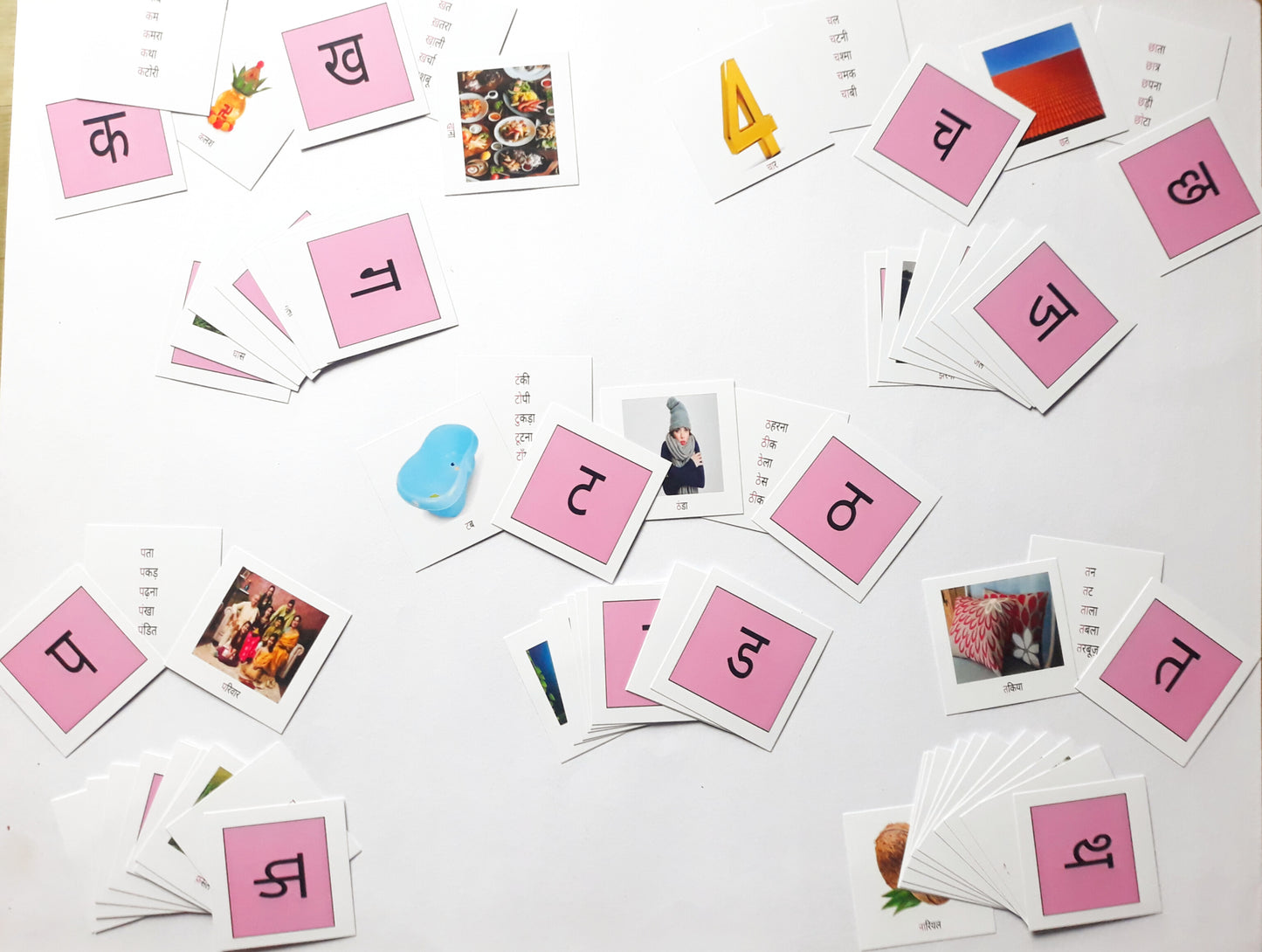 Vy/Hindi Varnamala-Vowels and Consonants Hindi Alphabets with picture matching cards